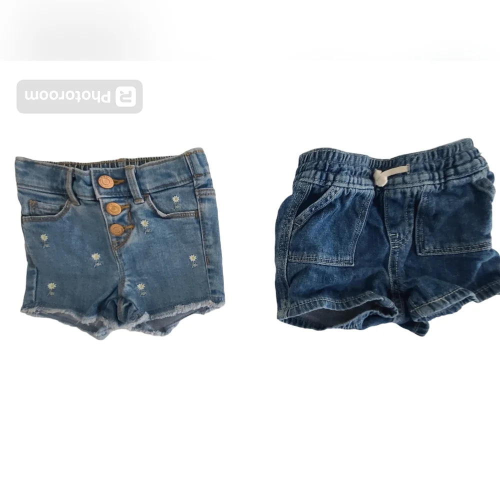 Old Navy Baby Girl Jean Denim Shorts Size 18-24 Months